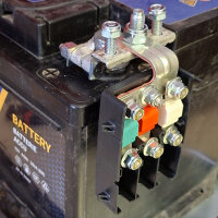 Batteriepolklemme Plus mit 3-fach MIDI Sicherungshalter...