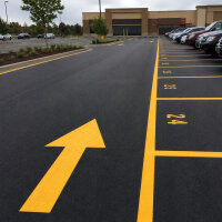 Markierungsfarbe Gelb 750ml für Asphalt, Beton, Parkplatz Bodenlinien
